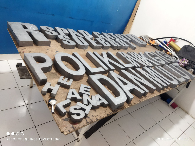 Letter Box Plat