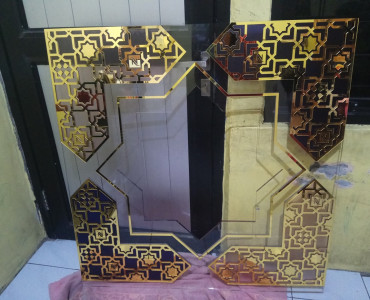 Cutting Laser Akrilik