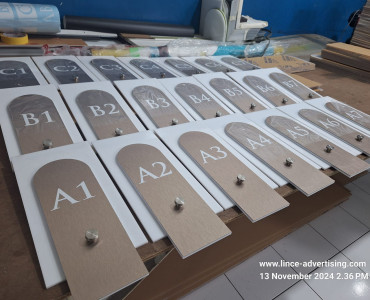 Akrilik Custom _ Nama Ruangan